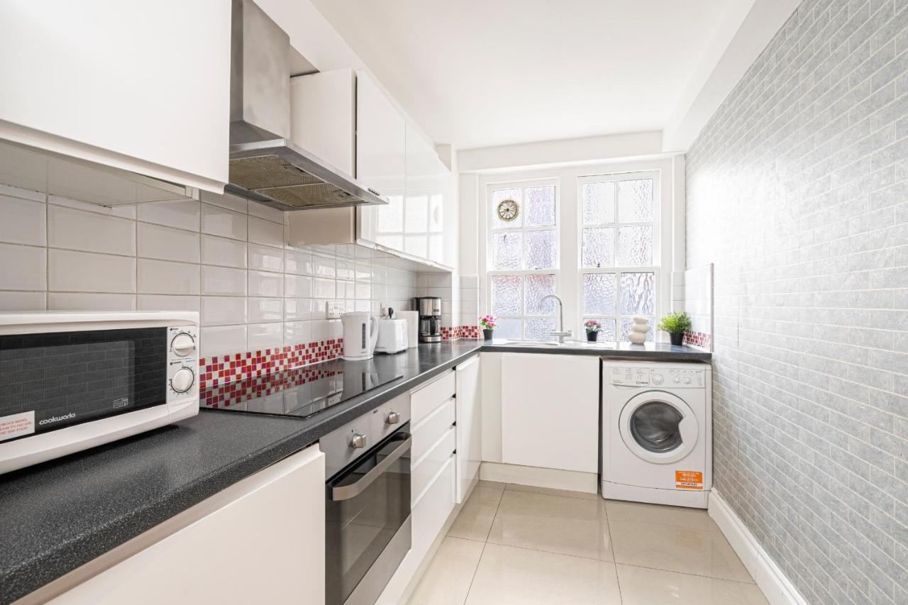 Appartamento 3 Bedrooms Near Hyde Park & Oxford St