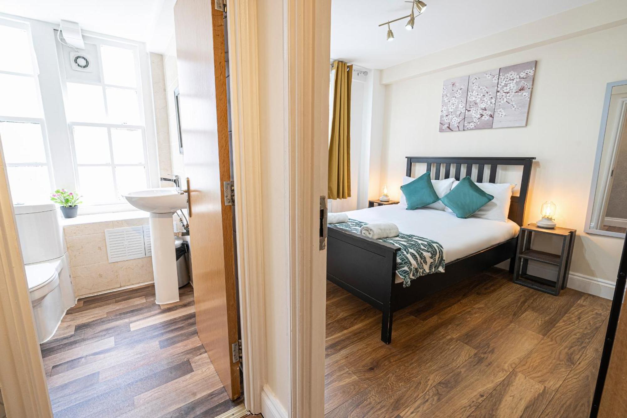 3 Bedrooms Near Hyde Park & Oxford St Appartamento